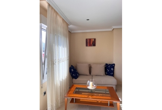 Herverkoop - Herenhuis - Torrevieja