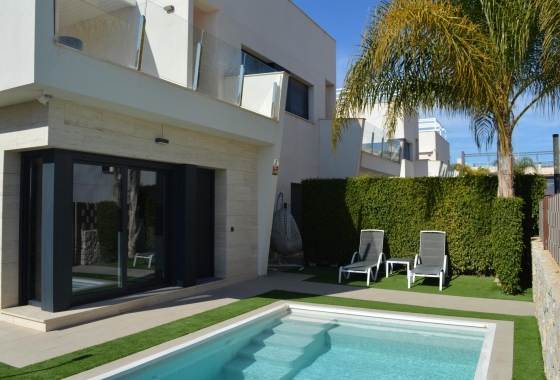 Wiederverkauf - Villa - Pilar de la Horadada - Las Higuericas