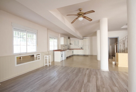 Herverkoop - Villa - La Zenia - Costa Blanca