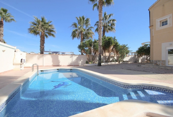 Herverkoop - Villa - La Zenia - Costa Blanca