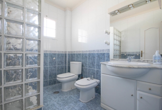 Herverkoop - Villa - La Zenia - Costa Blanca