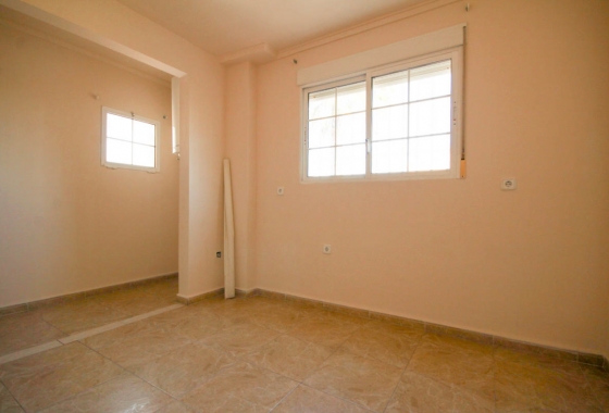 Herverkoop - Villa - La Zenia - Costa Blanca