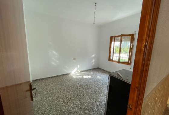 Herverkoop - Villa - Redován - Inland