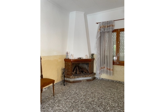 Herverkoop - Villa - Redován - Inland