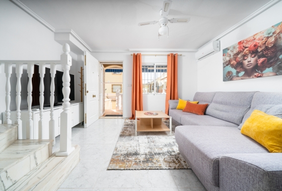 Wiederverkauf - Stadthaus - Orihuela Costa - Los Almendros - La Florida