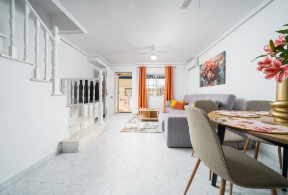 Wiederverkauf - Stadthaus - Orihuela Costa - Los Almendros - La Florida