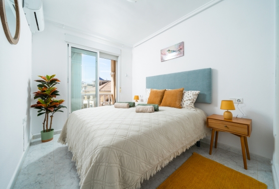 Wiederverkauf - Stadthaus - Orihuela Costa - Los Almendros - La Florida