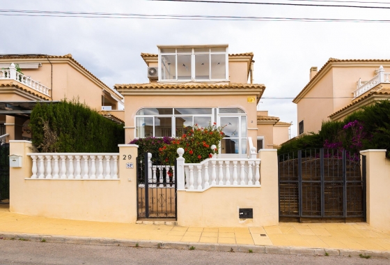 Herverkoop - Villa - Orihuela Costa - Villamartín-las Filipinas