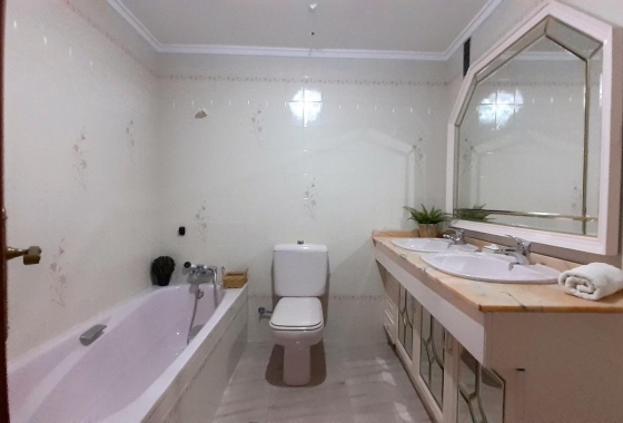 Resale - Apartment / flat - Torrevieja