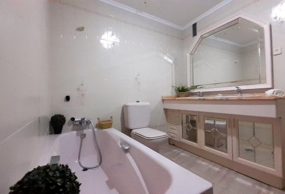 Resale - Apartment / flat - Torrevieja