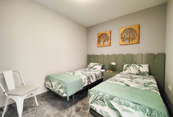 Wiederverkauf - Wohnung - Orihuela Costa - Costa Blanca