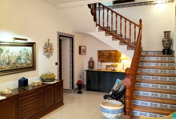 Herverkoop - Villa - Sax - Inland