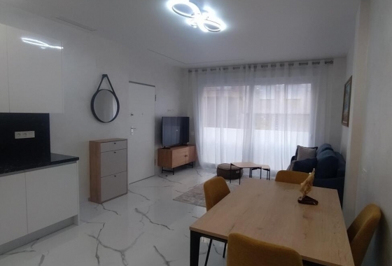 Herverkoop - Appartement / flat - Torrevieja - Playa del Cura