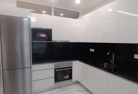 Herverkoop - Appartement / flat - Torrevieja - Playa del Cura