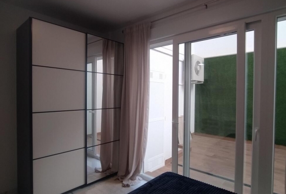 Herverkoop - Appartement / flat - Torrevieja - Playa del Cura