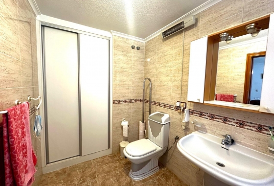 Resale - Apartment / flat - Torrevieja - Playa del Cura
