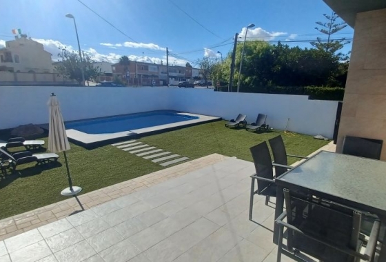 Wiederverkauf - Villa - Torrevieja - Costa Blanca