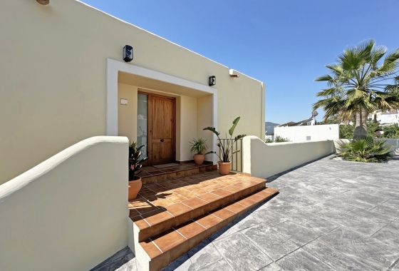 Herverkoop - Villa - Jalón - Inland