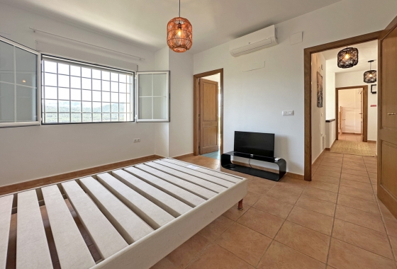 Herverkoop - Villa - Jalón - Inland