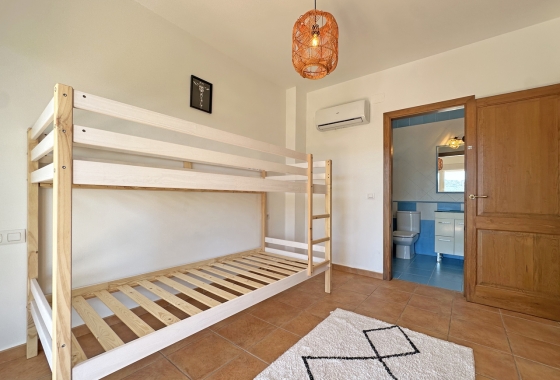 Herverkoop - Villa - Jalón - Inland