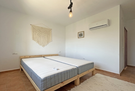 Herverkoop - Villa - Jalón - Inland