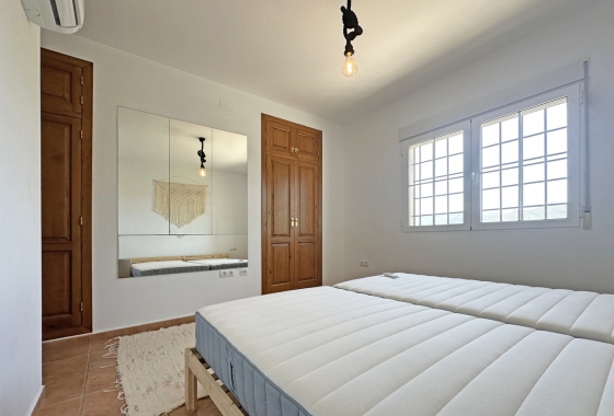 Herverkoop - Villa - Jalón - Inland