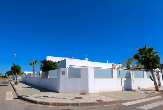 Herverkoop - Villa - Pilar de la Horadada - Costa Blanca