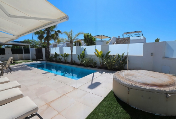 Herverkoop - Villa - Pilar de la Horadada - Costa Blanca