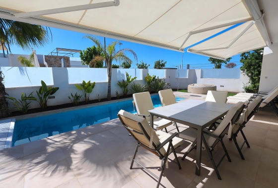 Herverkoop - Villa - Pilar de la Horadada - Costa Blanca