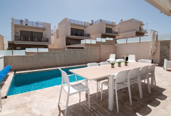 Herverkoop - Villa - Orihuela Costa - Costa Blanca