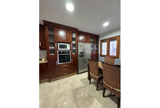 Wiederverkauf - Wohnung - Torrevieja - Playa del Cura