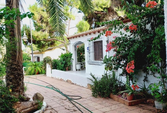 Revente - Villa - Orihuela Costa - Punta Prima