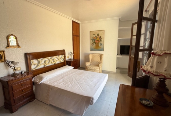 Wiederverkauf - Villa - Orihuela - Inland