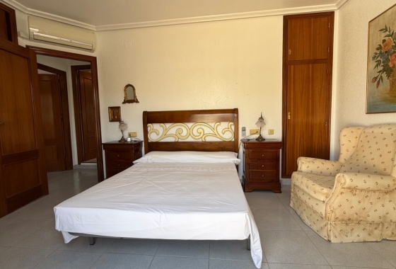 Wiederverkauf - Villa - Orihuela - Inland