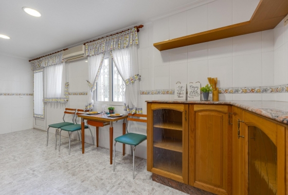 Herverkoop - Penthouse - Torrevieja - Paseo Maritimo