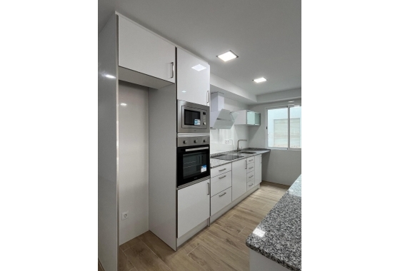 Wiederverkauf - Wohnung - Torrevieja - La Mata