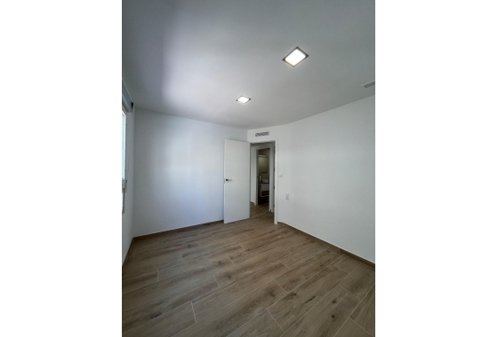 Wiederverkauf - Wohnung - Torrevieja - La Mata