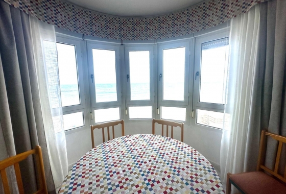 Herverkoop - Appartement / flat - Torrevieja - Centro
