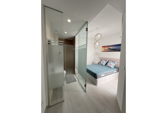 Wiederverkauf - Wohnung - Torrevieja - Playa del Cura