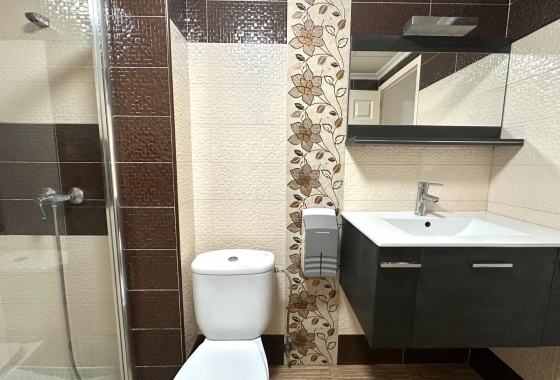 Herverkoop - Appartement / flat - Torrevieja - Playa del Cura