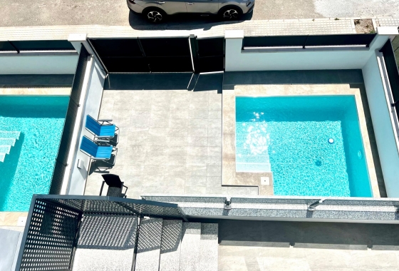 Resale - Villa - Torrevieja - La Siesta - El Salado - Torreta