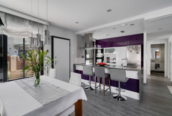 Herverkoop - Villa - Torrevieja - Aguas Nuevas 2