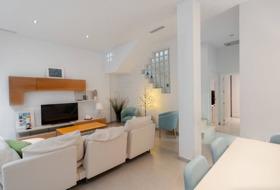 Herverkoop - Villa - Torrevieja - Aguas Nuevas 2