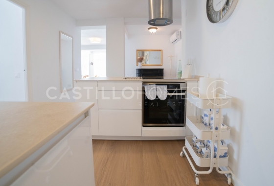 Wiederverkauf - Wohnung - Torrevieja - Centro