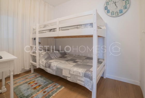 Wiederverkauf - Wohnung - Torrevieja - Centro