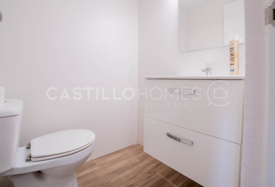 Herverkoop - Herenhuis - Torrevieja - El Chaparral