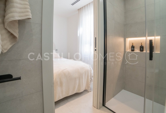 Wiederverkauf - Wohnung - Torrevieja - Playa del Acequión