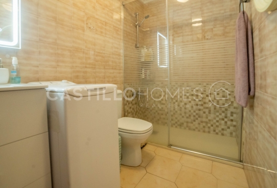 Wiederverkauf - Wohnung - Torrevieja - Punta Prima