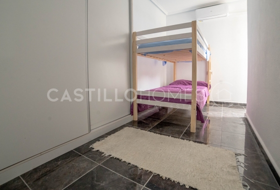 Wiederverkauf - Wohnung - Torrevieja - Centro