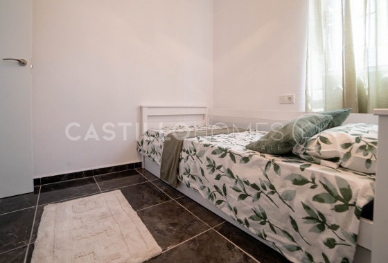 Wiederverkauf - Wohnung - Torrevieja - Centro